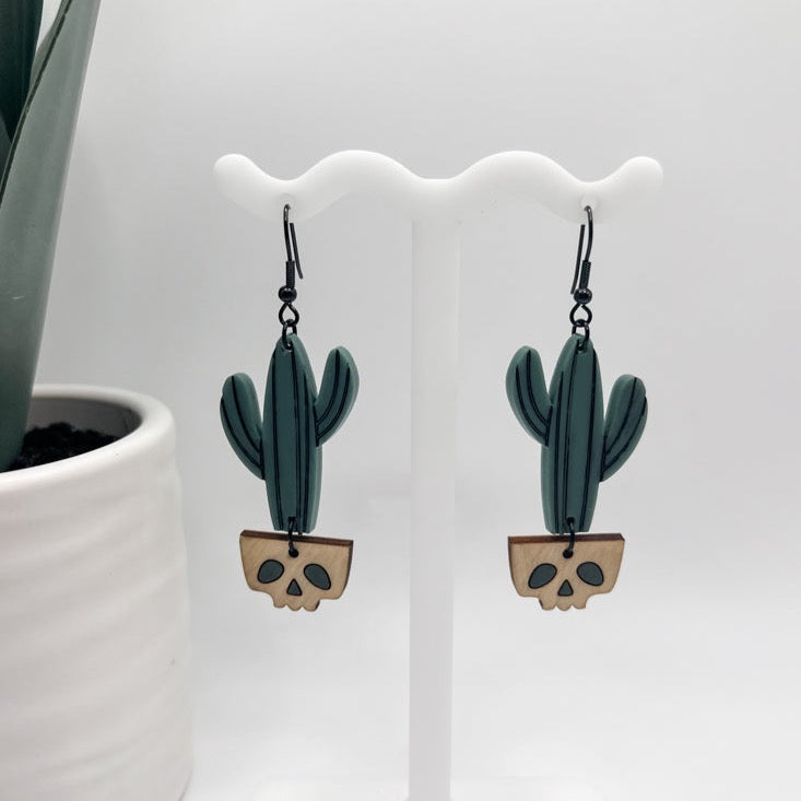 Skull Plant earrings