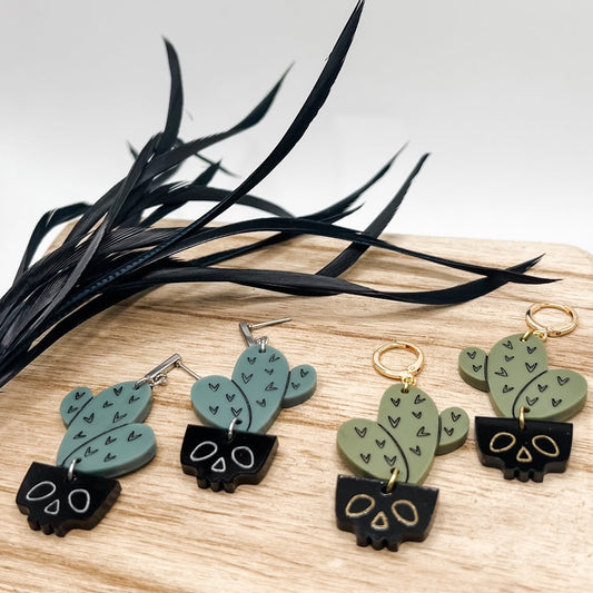 Skull Plant earrings