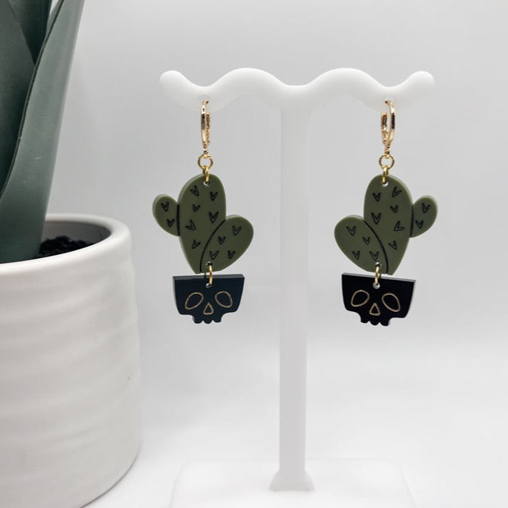 Skull Plant earrings